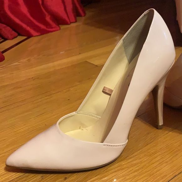 Light Patent Pink Guess Heels Size 7.5 M - Picture 5 of 5